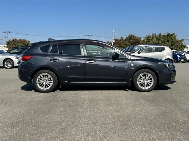 スバル インプレッサ スポーツ 1．6i－Lアイサイト 山形県 2017(平29)年 8.2万km ダークグレーメタリック 4WD/アイサイト/純正メモリナビ/　　【CD　DVD　BT　フルセグ　AUX　MSV】/レーダークルーズコントロール/LEDオートライト/純正16インチアルミホイール/パドルシフト/ステアリングスイッチ/アイドリングストップ/電動格納ミラー/純正フロアマット/リモコンキー/ETC2.0