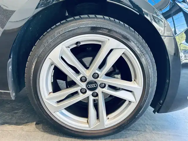 アウディ Ａ１ SB 25TFSI Sライン 大阪府 2022(令4)年 3.1万km ミトスブラックメタリック コンビニエンスP/アシスタンスP/Sラインインテリア＋P/ＡＣＣ/バーチャルコックピット/純正ナビ/ＴＶ/バックカメラ/純正17インチＡＷ/サイドアシスト/クリアランスソナー/パドルシフト/ハーフレザー/シートヒーター/ETC/ドラレコ/レーダー探知機