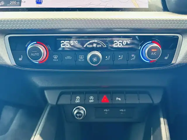 アウディ Ａ１ SB 25TFSI Sライン 大阪府 2022(令4)年 3.1万km ミトスブラックメタリック コンビニエンスP/アシスタンスP/Sラインインテリア＋P/ＡＣＣ/バーチャルコックピット/純正ナビ/ＴＶ/バックカメラ/純正17インチＡＷ/サイドアシスト/クリアランスソナー/パドルシフト/ハーフレザー/シートヒーター/ETC/ドラレコ/レーダー探知機