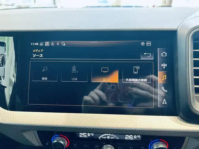 アウディ Ａ１ SB 25TFSI Sライン 大阪府 2022(令4)年 3.1万km ミトスブラックメタリック コンビニエンスP/アシスタンスP/Sラインインテリア＋P/ＡＣＣ/バーチャルコックピット/純正ナビ/ＴＶ/バックカメラ/純正17インチＡＷ/サイドアシスト/クリアランスソナー/パドルシフト/ハーフレザー/シートヒーター/ETC/ドラレコ/レーダー探知機