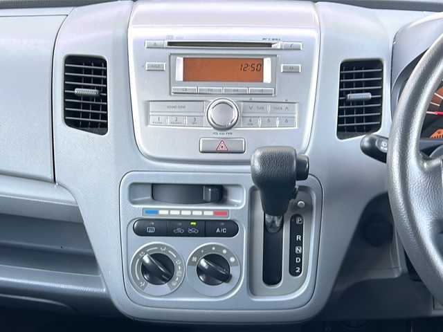 スズキ ワゴンＲ FX 富山県 2012(平24)年 6.3万km シルキーシルバーメタリック 禁煙車/CD/純正フロアマット/社外AW/リモコンキー