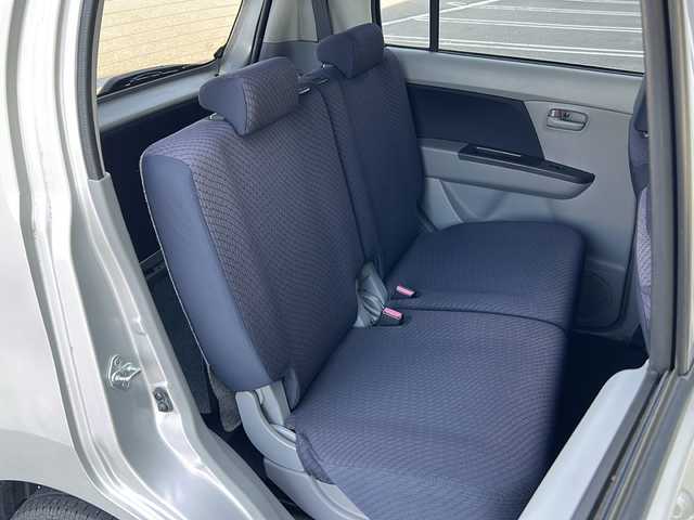 スズキ ワゴンＲ FX 富山県 2012(平24)年 6.3万km シルキーシルバーメタリック 禁煙車/CD/純正フロアマット/社外AW/リモコンキー