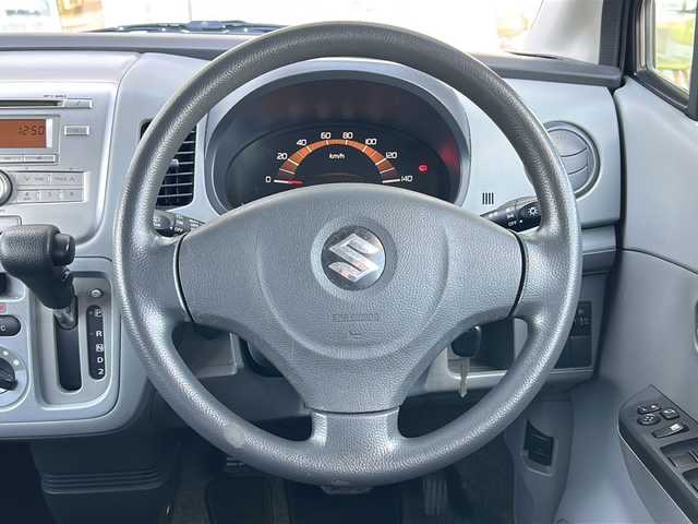 スズキ ワゴンＲ FX 富山県 2012(平24)年 6.3万km シルキーシルバーメタリック 禁煙車/CD/純正フロアマット/社外AW/リモコンキー