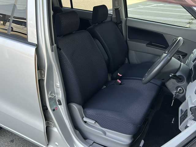 スズキ ワゴンＲ FX 富山県 2012(平24)年 6.3万km シルキーシルバーメタリック 禁煙車/CD/純正フロアマット/社外AW/リモコンキー