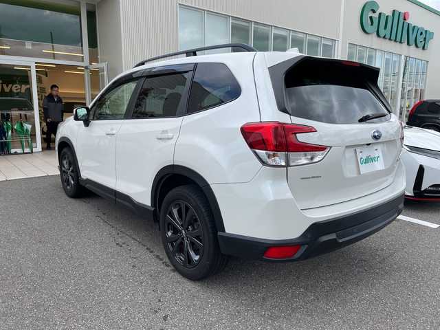 スバル フォレスター X－エディション 石川県 2020(令2)年 6.5万km クリスタルホワイトP ４ＷＤ　メーカー純正ナビ　フルセグＴＶ　バック＆サイドカメラ　ＬＥＤヘッドライト　デジタルインナーミラー　ブラインドスポットモニター　ドラレコ　パワーシート　ＥＴＣ　スマートキー　レーダークルーズ