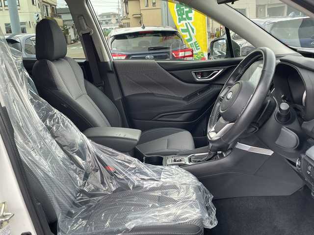 スバル フォレスター X－エディション 石川県 2020(令2)年 6.5万km クリスタルホワイトP ４ＷＤ　メーカー純正ナビ　フルセグＴＶ　バック＆サイドカメラ　ＬＥＤヘッドライト　デジタルインナーミラー　ブラインドスポットモニター　ドラレコ　パワーシート　ＥＴＣ　スマートキー　レーダークルーズ