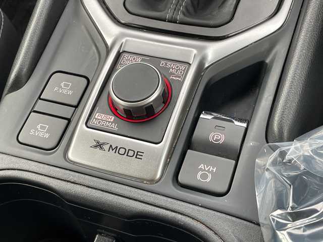 スバル フォレスター X－エディション 石川県 2020(令2)年 6.5万km クリスタルホワイトP ４ＷＤ　メーカー純正ナビ　フルセグＴＶ　バック＆サイドカメラ　ＬＥＤヘッドライト　デジタルインナーミラー　ブラインドスポットモニター　ドラレコ　パワーシート　ＥＴＣ　スマートキー　レーダークルーズ