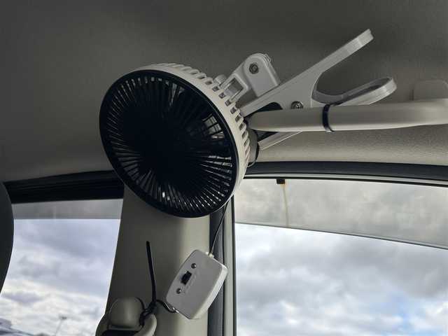 ホンダ フリード G ジャストセレクション 新潟県 2010(平22)年 10.4万km プレミアムホワイトパール 社外ナビ【フルセグTV/FM・AM/】/バックカメラ/後席モニター/ETC/ドライブレコーダー/片側パワースライドドア/スペアキー2本/純正フロアマット/HIDヘッドライト