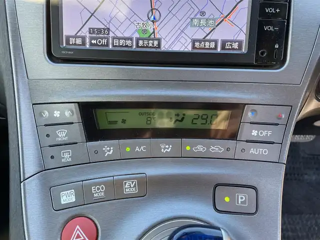 トヨタ プリウス L 長野県 2015(平27)年 9.3万km 白 ワンオーナー/保証書/取扱説明書/ワンセグテレビ/AM/FM/Bluetooth/プッシュスタート/パワーウィンドウ/アイドリングストップ/スマートキー/スペアキー/ETC/バックカメラ/純正フロアマット/純正15インチAW/オートライト/ハロゲンヘッドライト/ドアバイザー/電動格納ミラー