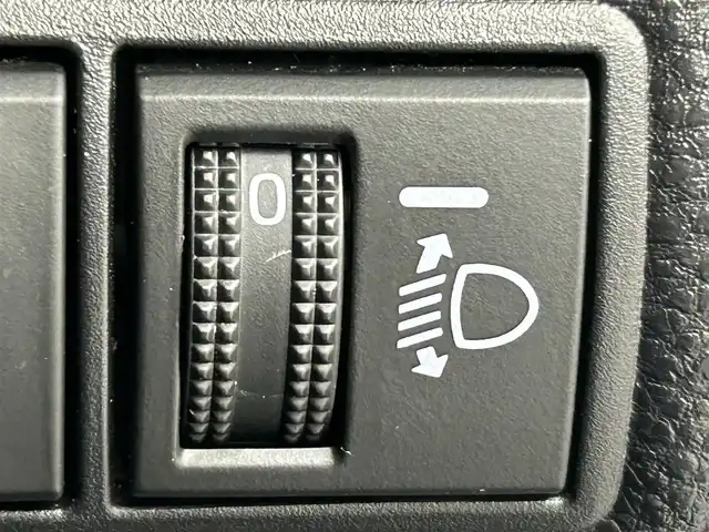 トヨタ カローラ スポーツ G 道央・札幌 2018(平30)年 5.6万km ブラッキッシュアゲハガラスフレーク ・４WD/・寒冷地仕様/・純正メモリナビ/　フルセグ/BT/CD/DVD/・バックカメラ/・トヨタセーフティセンス/・プリクラッシュセーフティ/・レーンキープアシスト/・レーダークルーズコントロール/・オートハイビーム/・ブラインドスポットモニター/・ロードサインアシスト/・ステアリングヒーター/・ミラーヒーター/・アイドリングストップ/・横滑り防止装置/・ドアロック連動ミラー/・パドルシフト/・純正フロアマット/・純正AW16インチ/・スマートキー/・プッシュスタート/・取扱説明書/・保証書