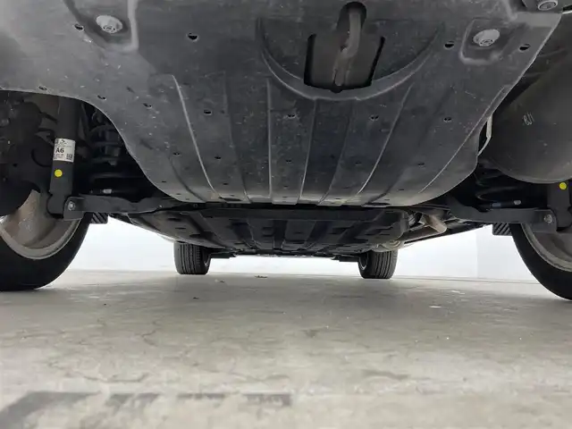 ホンダ ヴェゼル ハイブリッド RS ホンダセンシング 大分県 2019(令1)年 1.9万km プレミアムクリスタルブルークリスタル 純正ナビ/CD/DVD/BT/ワンセグ/ETC/電子パーキング/オートホールド/シートヒーター（Ｄ／Ｎ）/ホンダセンシング/衝突軽減ブレーキ/レーンキープアシスト/先行発進お知らせ/レーダークルーズ/バックカメラ/ハーフレザーシート/スペアキー×１