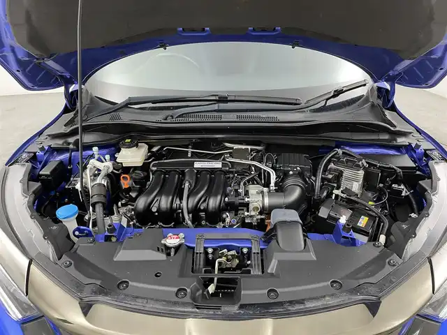 ホンダ ヴェゼル ハイブリッド RS ホンダセンシング 大分県 2019(令1)年 1.9万km プレミアムクリスタルブルークリスタル 純正ナビ/CD/DVD/BT/ワンセグ/ETC/電子パーキング/オートホールド/シートヒーター（Ｄ／Ｎ）/ホンダセンシング/衝突軽減ブレーキ/レーンキープアシスト/先行発進お知らせ/レーダークルーズ/バックカメラ/ハーフレザーシート/スペアキー×１