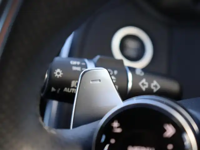 ランドローバー レンジローバーヴェラール Rダイナミック S 180PS 宮城県 2017(平29)年 6.3万km フジホワイト ワンオーナー　/純正ナビ【ＢＴ／ＵＳＢ/フルセグTV】/３６０°カメラ　/ハーフレザーシート　/パドルシフト　/前席パワーシート/運転席メモリー付き　/前方ドライブレコーダー　/ステアリングアシスト　/レーンキープアシスト/ブラインドスポットアシスト　/アダプティブクルーズコントロール　/前席シートヒーター/ダウンヒルアシストコントロール/ブラインドスポットアシスト/衝突回避/パワーテールゲート/LEDヘッドライト/純正19インチAW/スマートキー/禁煙車