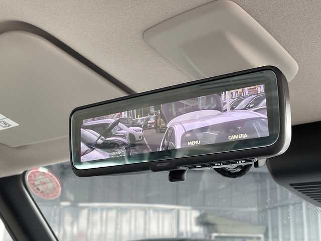 三菱 デリカミニ T プレミアム 長野県 2023(令5)年 0.4万km ＤグリーンＭ 禁煙車/純正9インチナビ/【MM223D-LM】/(フルセグTV/Bluetooth)/e-Assist/・衝突被害軽減ブレーキ/・踏み間違い衝突防止アシスト/・車線逸脱防止支援機能/・オートマチックハイビーム/・ふらつき警報/・前方衝突予測警報/・標識検知システム/・先行車発進通知/・マイパイロット（レーダークルーズコントロール・車線維持支援）/デジタルルームミラー/マルチアラウンドモニター/ビルトインETC/ハンズフリー両側パワースライドドア/前席シートヒーター/ハーフレザーシート/ステアリングヒーター/革巻きステアリング/パドルシフト/ステアリングスイッチ/電動パーキングブレーキ/ブレーキホールド/LEDヘッドライト/オートライト/スマートキー/Pスタート/電動格納ミラー/純正15インチAW/純正フロアマット/ルーフレール