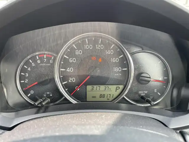 トヨタ カローラ フィールダー 1．5G エアロツアラー W×B 山形県 2014(平26)年 8.9万km ブラックマイカ (株)IDOMが運営する【じしゃロン山形店】の自社ローン専用車両になります。/こちらは現金またはオートローンご利用時の価格です。/自社ローンご希望の方は別途その旨お申付け下さい。/メモリナビ/ビルトインETC/ALLパワーウィンドウ/ウィンカーミラー/ISOFIX/プッシュスタート/スマートキー/フォグランプ/純正フロアマット