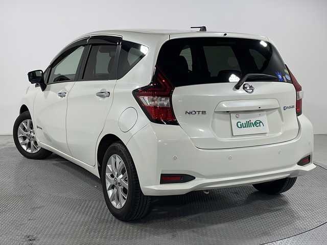 日産 ノート e－パワー X 広島県 2018(平30)年 3.5万km ブリリアントホワイトパール 純正ナビ/インテリジェントアラウンドビューモニター/インテリジェントルームミラー/衝突軽減ブレーキ/車線逸脱防止支援システム/ハイビームアシスト/踏み間違い衝突防止アシスト/前後ソナー/LEDヘッドランプ/純正15インチAW/ETC/ドライブレコーダー