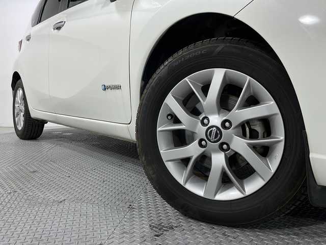 日産 ノート e－パワー X 広島県 2018(平30)年 3.5万km ブリリアントホワイトパール 純正ナビ/インテリジェントアラウンドビューモニター/インテリジェントルームミラー/衝突軽減ブレーキ/車線逸脱防止支援システム/ハイビームアシスト/踏み間違い衝突防止アシスト/前後ソナー/LEDヘッドランプ/純正15インチAW/ETC/ドライブレコーダー