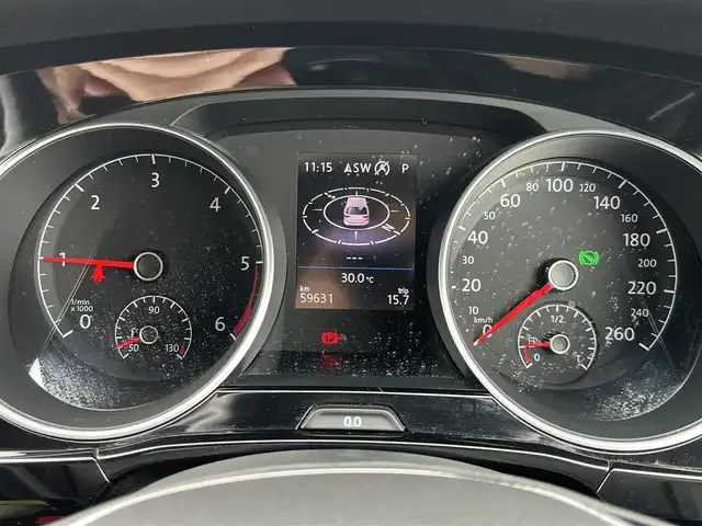 フォルクスワーゲン ゴルフ トゥーラン TDI プレミアム 静岡県 2020(令2)年 6万km インジウムグレーメタリッ ホワイトレザーシート/アダプティブクルーズコントロール/DiscoverPro/（フルセグ/BT/CD/DVD)/電動リアゲート/前後PDC/LEDヘッドライト/パーキングアシスト/電動シート/シートヒーター/スマートキー/LKA/BSM/バックカメラ/純正17インチアルミホイール