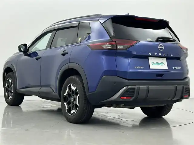日産 エクストレイル X e－4ORCE エクストリーマーX 熊本県 2022(令4)年 6.2万km カスピアンブルー 禁煙車　/純正ナビ　/純正前後ドライブレコーダー　/ビルトインＥＴＣ２．０　/前後クリアランスソナー　/前席シートヒーター　/ステアリングヒーター/前席パワーシート　/レーダークルーズコントロール　/ブラインドスポットモニター/インテリジェントエマージェンシーブレーキ/前方衝突予測警報/プロパイロット/ハイビームアシスト/踏み間違い衝突防止アシスト/標識認識機能/車線逸脱警報/ふらつき警報機能/後退時車両検知警報/横滑り防止/パワーバックドア/ハーフレザーシート/純正フロアマット/純正１８インチAW/オートライト/LEDヘッドライト/フォグライト/スマートキー/プッシュスタート/スペアキー1本