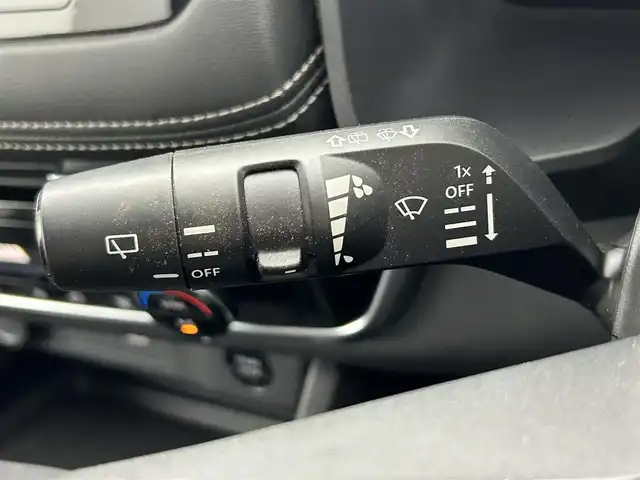 日産 エクストレイル X e－4ORCE エクストリーマーX 熊本県 2022(令4)年 6.2万km カスピアンブルー 禁煙車　/純正ナビ　/純正前後ドライブレコーダー　/ビルトインＥＴＣ２．０　/前後クリアランスソナー　/前席シートヒーター　/ステアリングヒーター/前席パワーシート　/レーダークルーズコントロール　/ブラインドスポットモニター/インテリジェントエマージェンシーブレーキ/前方衝突予測警報/プロパイロット/ハイビームアシスト/踏み間違い衝突防止アシスト/標識認識機能/車線逸脱警報/ふらつき警報機能/後退時車両検知警報/横滑り防止/パワーバックドア/ハーフレザーシート/純正フロアマット/純正１８インチAW/オートライト/LEDヘッドライト/フォグライト/スマートキー/プッシュスタート/スペアキー1本