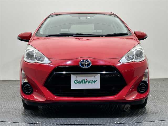 トヨタ アクア G 鹿児島県 2016(平28)年 4.5万km スーパーレッドⅤ ・ナビ（ワンセグＴＶ・ＢＴ・ＦＭ・ＡＭ・ＣＤ・ＤＶＤ・ＳＤ）/・バックカメラ　/・ＥＴＣ　/・前方ドラレコ　/・クルーズコントロール　/・オートマチックハイビーム　/・レーンキープアシスト　/・衝突軽減ブレーキ/・DN席シートヒーター/・スペアキー