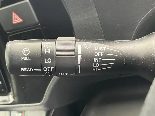 トヨタ アクア G 鹿児島県 2016(平28)年 4.5万km スーパーレッドⅤ ・ナビ（ワンセグＴＶ・ＢＴ・ＦＭ・ＡＭ・ＣＤ・ＤＶＤ・ＳＤ）/・バックカメラ　/・ＥＴＣ　/・前方ドラレコ　/・クルーズコントロール　/・オートマチックハイビーム　/・レーンキープアシスト　/・衝突軽減ブレーキ/・DN席シートヒーター/・スペアキー