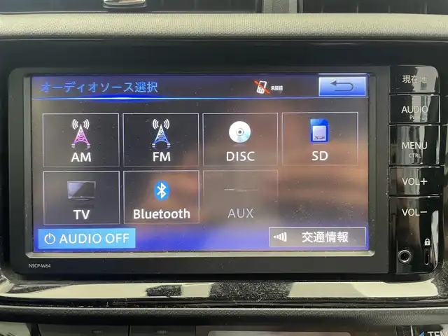 トヨタ アクア G 鹿児島県 2016(平28)年 4.5万km スーパーレッドⅤ ・ナビ（ワンセグＴＶ・ＢＴ・ＦＭ・ＡＭ・ＣＤ・ＤＶＤ・ＳＤ）/・バックカメラ　/・ＥＴＣ　/・前方ドラレコ　/・クルーズコントロール　/・オートマチックハイビーム　/・レーンキープアシスト　/・衝突軽減ブレーキ/・DN席シートヒーター/・スペアキー