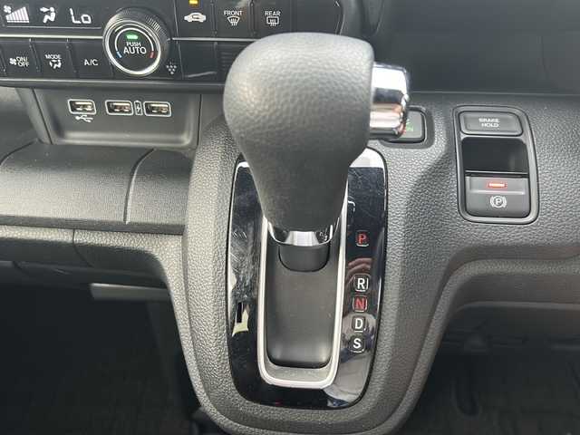 ホンダ Ｎ ＷＧＮ カスタム Lターボ ホンダS 鹿児島県 2020(令2)年 5.6万km 黒 純正SDナビ/Bluetooth/SD/DVD/CD/AM/FM/ETC/バックカメラ/USB端子/ACC/LKAS/車線逸脱アラーム/衝突軽減システム/障害物センサー/横滑り防止装置/純正ドアバイザー/プッシュスタート