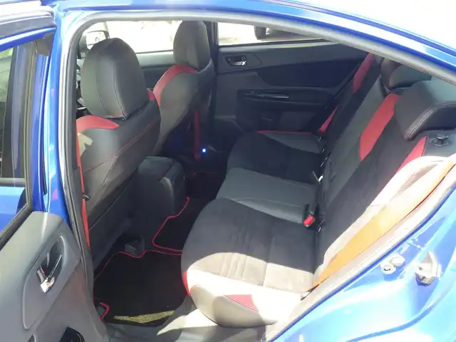 スバル ＷＲＸ ＳＴＩ STI タイプS 千葉県 2018(平30)年 6.3万km WRブルーパール SIドライブ/スバルリヤビークルディテクション/運転席パワーシート/ハーフレザーシート/ダイヤトーンサウンドナビ/地デジTV/【DVD/CD再生機能　Bluetooth接続】/バックカメラ/革巻きステアリング/ETC/LEDヘッドライト/フォグライト/ウインカーミラー/純正19インチアルミホイル/サイド/カーテンエアバッグ/キーレスアクセス