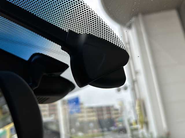 ホンダ フリード ハイブリット G ホンダセンシング 静岡県 2020(令2)年 6.3万km クリスタルブラックパール ホンダセンシング/・衝突軽減ブレーキ/・アクティブクルーズコントロール/・レーンキープアシスト/・ロードサインアシスト/・先行車発進お知らせ機能/純正ナビ/・フルセグTV/・CD/DVD/Bluetooth/MSV/ラジオ/主要装備/・両側パワースライドドア/・バックカメラ/・ETC/・ドライブレコーダー/・シートヒーター/・ハーフレザーシート/・ステアリングリモコン/・オートライト/・プッシュスタート/・スマートキー