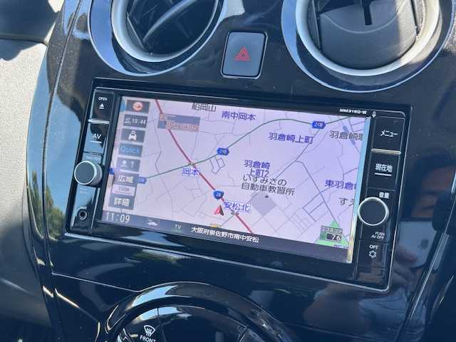日産 ノート X 大阪府 2018(平30)年 3万km ブリリアントホワイトパール ナビ　/フルセグ　/Bluetooth　/全方位カメラ　/デジタルインナーミラー　/前後コーナーセンサー　/LEDヘッドライト　/オートライト　/ETC　/スマートキー　/フロアーマット