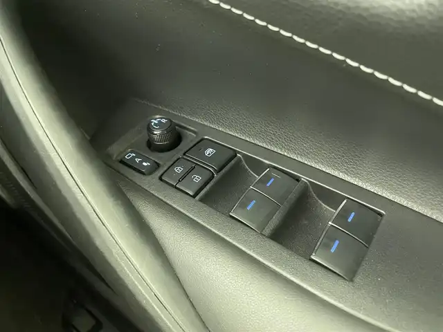 トヨタ カローラ スポーツ G スタイルパッケージ 千葉県 2021(令3)年 4.3万km アティチュードブラックマイカ セーフティセンス（予防安全パッケージ）/・プリクラッシュセーフティシステム/・レーンディパーチャーアラート/・ブレーキ制御付レーダークルーズコントロール/・オートマチックハイビーム/・ロードサインアシスト/純正7型ディスプレイオーディオ/・Bluetoothオーディオ/・バックカメラ/前後コーナーセンサー/専用ブラック塗装17インチAW/専用ハーフレザーシート/LEDヘッドライト/スマートキー/ビルトインETC