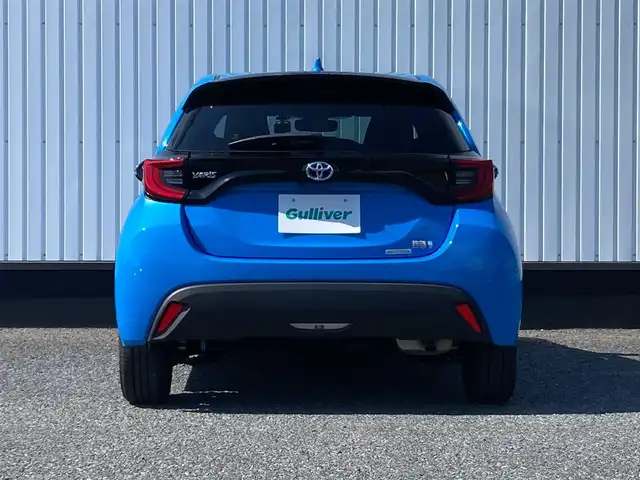 トヨタ ヤリス ハイブリッド Z 千葉県 2021(令3)年 1.9万km シアンM 純正8インチナビ/(BT FM AM)/バックカメラ/衝突被害軽減システム/車線逸脱警報/クルーズコントロール/横滑り防止装置/ビルトインETC/前後ドライブレコーダー/アイドリングストップ/LEDヘッドライト/オートライト/ウィンカーミラー/電動格納ミラー/社外15インチAW/シートヒーター/シートリフター/プッシュスタート/スマートキー/スペアキー/取扱説明書/保証書