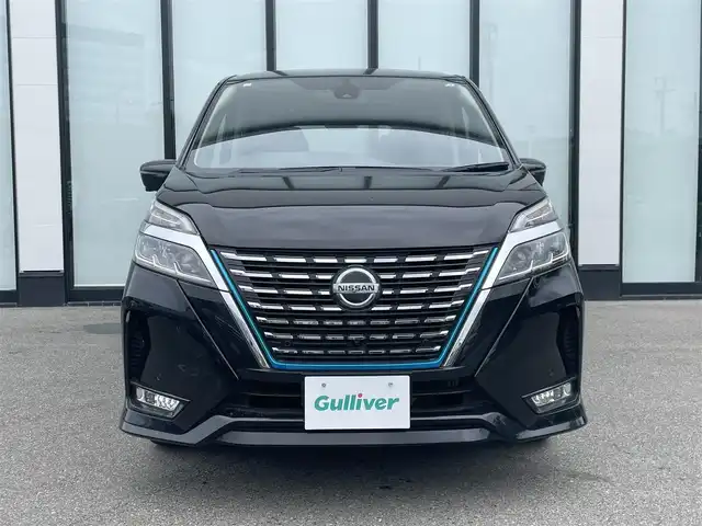 日産 セレナ e－パワー ハイウェイスター V 大阪府 2020(令2)年 4.9万km ダイヤモンドブラック 純正10インチナビ /ビルトインETC /全方位モニター　/ドライブレコーダー（前）　/両側パワースライドドア　/クルーズコントロール　/純正15インチアルミホイール　/LEDヘッドランプ　/純正フロアマット　/セーフティパックA/フリップダウンモニター