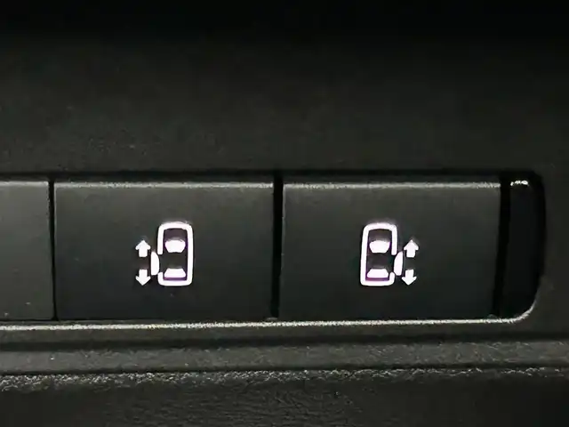 日産 セレナ e－パワー ハイウェイスター V 香川県 2025(令7)年 0.1千km プリズムホワイト プロパイロット/純正12.3インチナビ/アラウンドビューモニター/バックカメラ/両側ハンズフリーオートスライド/インテリジェントルームミラー/革巻きステアリング/ステアリングリモコン/LEDライト/電動パーキングブレーキ/BSM/スマートキー/プッシュスタート/リアサンシェード