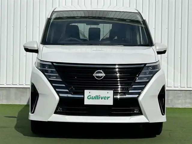 日産 セレナ e－パワー ハイウェイスター V 香川県 2025(令7)年 0.1千km プリズムホワイト プロパイロット/純正12.3インチナビ/アラウンドビューモニター/バックカメラ/両側ハンズフリーオートスライド/インテリジェントルームミラー/革巻きステアリング/ステアリングリモコン/LEDライト/電動パーキングブレーキ/BSM/スマートキー/プッシュスタート/リアサンシェード