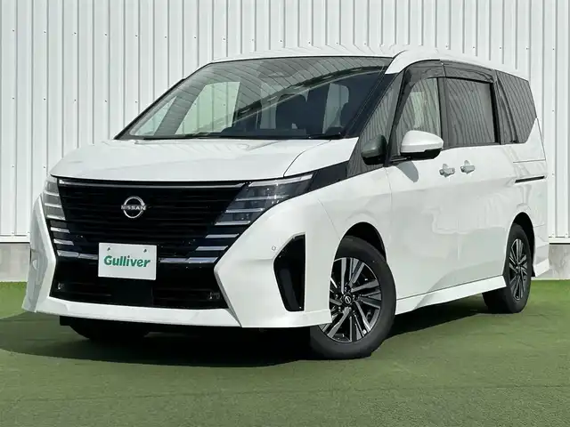 日産 セレナ e－パワー ハイウェイスター V 香川県 2025(令7)年 0.1千km プリズムホワイト プロパイロット/純正12.3インチナビ/アラウンドビューモニター/バックカメラ/両側ハンズフリーオートスライド/インテリジェントルームミラー/革巻きステアリング/ステアリングリモコン/LEDライト/電動パーキングブレーキ/BSM/スマートキー/プッシュスタート/リアサンシェード