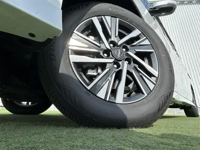 日産 セレナ e－パワー ハイウェイスター V 香川県 2025(令7)年 0.1千km プリズムホワイト プロパイロット/純正12.3インチナビ/アラウンドビューモニター/バックカメラ/両側ハンズフリーオートスライド/インテリジェントルームミラー/革巻きステアリング/ステアリングリモコン/LEDライト/電動パーキングブレーキ/BSM/スマートキー/プッシュスタート/リアサンシェード