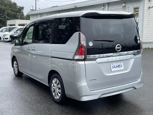 日産 セレナ X V 栃木県 2020(令2)年 10.6万km ブリリアントシルバー (株)IDOMが運営する【じしゃロン宇都宮店】の自社ローン専用車両になります。こちらは現金またはオートローンご利用時の価格です。自社ローンご希望の方は別途その旨お申付け下さい/禁煙車/純正１０インチナビ/アラウンドビューモニター/Ｂｌｕｅｔｏｏｔｈ接続/ＣＤ／ＤＶＤ/プロパイロット/後席用モニター/サンシェード/両側パワースライドドア/撥水シート/ＬＥＤヘッドライト/ＥＴＣ