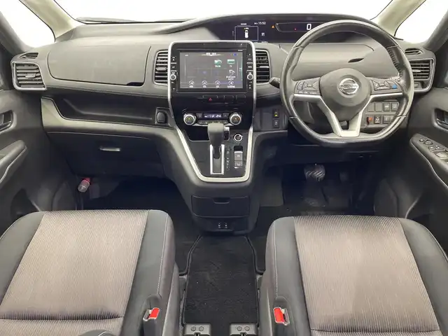 日産 セレナ ハイウェイスター プロパイロットED 栃木県 2016(平28)年 6.7万km ダイヤモンドブラック 2トーン 純正ナビ(MM516D-L)/(フルセグTV・Bluetooth・CD・DVD・Blu-ray・SD・USB)/後席モニター/プロパイロット/衝突軽減ブレーキ/レーンキープアシスト/オートクルーズコントロール/前後コーナーセンサー/バックカメラ/シルバールーフ2トーン/両側パワースライドドア/電動パーキングブレーキ/オートホールド/LEDヘッドライト/オートライト/フロントフォグランプ/前席シートヒーター/アイドリングストップ/純正アルミホイール/純正フロアマット/ビルトインETC/スマートキー