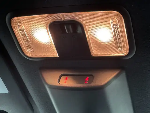 ダイハツ タント カスタム RS 福岡県 2019(令1)年 2.6万km ブラックマイカメタリック/シャイニングホワイトパール 純正ナビ9型/（BT/CD/DVD/AM/FM/iPod/SD）/フルセグTV/ETC/コーナーセンサー前後/レーンキープアシスト/ハンドル支援　/パーキングアシスト/先行車発信お知らせ機能/標識認識機能/衝突被害軽減システム/横滑り防止/運転席ロングスライド/レーダークルーズコントロール/ステアリングスイッチ/全方位カメラ/両側パワースライド/ハーフレザー/オートライト/オートハイビーム/純正フロアマット/純正15インチアルミ/ドアバイザー/スマートキー/取説