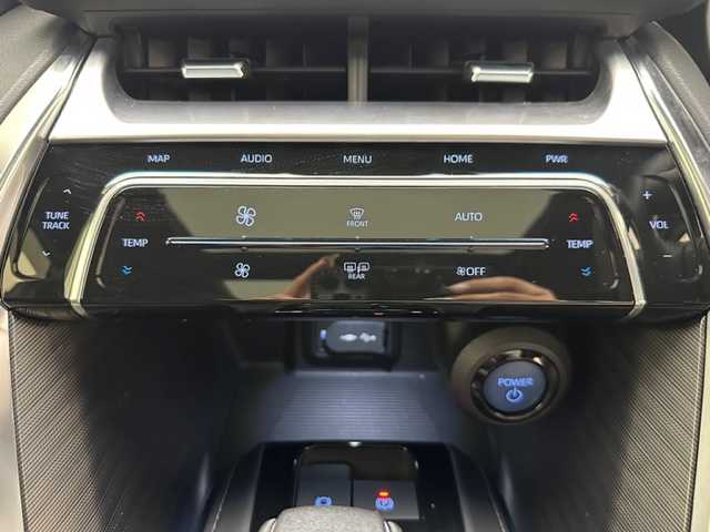 トヨタ ハリアー ハイブリッド Z レザーパッケージ 兵庫県 2021(令3)年 5.1万km ホワイトパールクリスタルシャイン トヨタセーフティセンス/レーダークルーズコントロール/モデリスタエアロ/ガラスルーフ/レーザーシート/パワーシート/シートヒーター＆エアシーター/純正ナビ＆フルセグTV/（AM＆FM＆BT）/全方位カメラ/デジタルインナー/HUD/ETC2.0/JBLプレミアムサウンド/電動格納ミラー/ウィンカーミラー/ステアリングヒーター/オートライト/LEDライト/パワーバックドア/純正19inアルミホイール/ブレーキホールド/電子パーキング/スマートキー/プッシュスタート/フロアマット