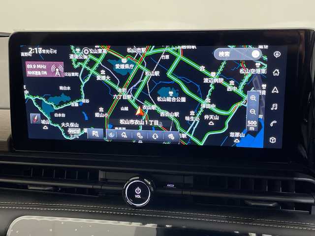 日産 セレナ e－パワー ハイウェイスター V 愛媛県 2025(令7)年 0.1千km パールⅡ e-POWER　ハイウエイスターV　ヘッドランプ オートレベライザー+アダプティブLEDヘッドライトシステム+インテリジェント アラウンドビューモニター（移動物 検知機能付）+インテリジェント ルームミラー+アドバンスドドライブアシストディスプレイ（12.3インチカラーディスプレイ）+統合型インターフェースディスプレイ+ワイヤレス充電器+6スピーカー+NissanConnectナビゲーションシステム（地デジ内蔵）+車載通信ユニット（TCU［Telematics Control Unit］）+ETC2.0ユニット（ビルトインタイプ）+ドライブレコーダー（前後セット）+プロパイロット（ナビリンク機能付）+プロパイロット緊急停止支援システム（SOSコール機能付）+SOSコール（488/400円）後席専用モニターHDMI NissanConnectナビ付車用(125/400円)/登録済未使用車　純正１２，３型ナビ　フリップダウンモニター　全周囲カメラ　プロパイロット　インテリジェントルームミラー　両側電動スライドドア　前後クリアランスソナー　ＥＴＣ　ＬＥＤヘッドライト　禁煙車