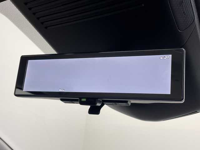 日産 セレナ e－パワー ハイウェイスター V 愛媛県 2025(令7)年 0.1千km パールⅡ e-POWER　ハイウエイスターV　ヘッドランプ オートレベライザー+アダプティブLEDヘッドライトシステム+インテリジェント アラウンドビューモニター（移動物 検知機能付）+インテリジェント ルームミラー+アドバンスドドライブアシストディスプレイ（12.3インチカラーディスプレイ）+統合型インターフェースディスプレイ+ワイヤレス充電器+6スピーカー+NissanConnectナビゲーションシステム（地デジ内蔵）+車載通信ユニット（TCU［Telematics Control Unit］）+ETC2.0ユニット（ビルトインタイプ）+ドライブレコーダー（前後セット）+プロパイロット（ナビリンク機能付）+プロパイロット緊急停止支援システム（SOSコール機能付）+SOSコール（488/400円）後席専用モニターHDMI NissanConnectナビ付車用(125/400円)/登録済未使用車　純正１２，３型ナビ　フリップダウンモニター　全周囲カメラ　プロパイロット　インテリジェントルームミラー　両側電動スライドドア　前後クリアランスソナー　ＥＴＣ　ＬＥＤヘッドライト　禁煙車