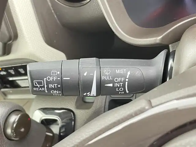 ホンダ Ｎ ＷＧＮ L ホンダセンシング 千葉県 2020(令2)年 3.1万km ルナシルバーM 禁煙車/ホンダセンシング/●衝突軽減ブレーキ〈CMBS〉/●誤発進抑制機能/●歩行者事故低減ステアリング/●先行車発進お知らせ機能/●標識認識機能/●路外逸脱抑制機能/●渋滞追従機能付ACC〈アダプティブ・クルーズ・コントロール〉●LKAS〈車線維持支援システム〉/●後方誤発進抑制機能/●オートハイビーム/純正ナビ(VXM-204VFi)/CD DVD SD USB Bluetooth/フルセグTV/バックカメラ/ビルトインETC/シートヒーター/横滑り防止機能/社外14インチアルミホイール/純正フロアマット