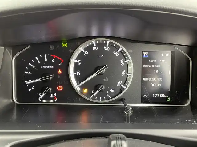 トヨタ ハイエース GL 埼玉県 2022(令4)年 1.8万km ブラックマイカ モデリスタエアロ　純正ナビ　バックカメラ　ドライブレコーダー　１００Ｖ電源　レーンキープアシスト　衝突軽減システム　純正ＬＥＤヘッドライト　片側パワースライド　スマートキー　ＥＴＣ２．０　禁煙車