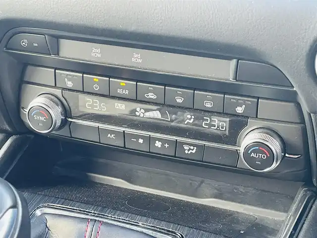 マツダ ＣＸ－８ XD ブラックトーンエディション 熊本県 2023(令5)年 2万km ポリメタルグレーM 純正ナビ/・AM/FM/USB/BT/SD/・アップルカープレイ/アンドロイドオート/・フルセグTV/スマートシティブレーキサポート/AT誤発進抑制装置/レーンキープアシストサポート/クルージング＆トラフィックサポート/ブラインドスポットモニター/360°ビュー/ハイビームコントロールシステム/ヘッドアップディスプレイ/置くだけ充電/前席パワーシート/前席シートヒーター/LEDヘッドライト/ETC2.0/パワーバックドア/革巻きステアリング/ステアリングスイッチ/電動パーキングブレーキ/オートホールドブレーキ/社外コイルマット/純正アルミホイール/電動格納ミラー/ウインカーミラー