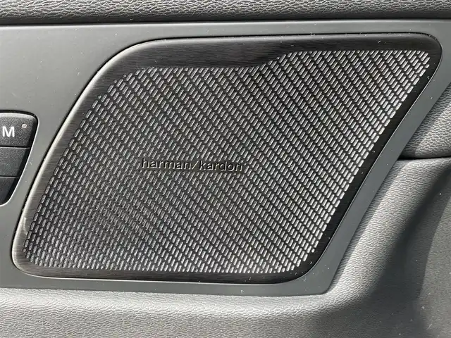 ボルボ ボルボ ＸＣ６０ B5 AWD インスクリプション 静岡県 2021(令3)年 3.6万km シルバー シルバードーン/ヘッドアップディスプレイ/黒革シート/メモリー付きパワーシート/全席シートヒーター/ンharman/kardonプレミアムサウンド・オーディオシステム/Googleマップ/純正HDDナビ/(Bluetooth/AppleCarPlay/AndroidAuto)/ USB Type-Cポート/インテリセーフ/・ACC /・LKA/・BLIS/・DAC/ワイヤレス・スマートフォン・チャージ/ フルアクティブハイビーム/ステアリングヒーター/電動リアゲート/360°カメラ/ドライブレコーダー