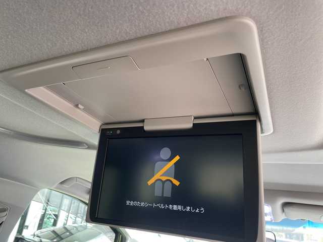 トヨタ アルファード S 愛知県 2020(令2)年 4.1万km ホワイトパールクリスタルシャイン 純正10型ディスプレイオーディオナビ/フリップダウンモニター/サンルーフ/レーダークルーズコントロール/バックカメラ/コーナーセンサー/純正アルミホイール/LEDヘッドライト/リアオートエアコン/オートマチックハイビーム/ETC/ドライブレコーダー/衝突軽減システム/フルセグ/CD DVD/Bluetooth/ステアリングスイッチ/スマートキー/プッシュスタート