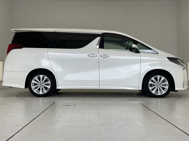 トヨタ アルファード S 愛知県 2020(令2)年 4.1万km ホワイトパールクリスタルシャイン 純正10型ディスプレイオーディオナビ/フリップダウンモニター/サンルーフ/レーダークルーズコントロール/バックカメラ/コーナーセンサー/純正アルミホイール/LEDヘッドライト/リアオートエアコン/オートマチックハイビーム/ETC/ドライブレコーダー/衝突軽減システム/フルセグ/CD DVD/Bluetooth/ステアリングスイッチ/スマートキー/プッシュスタート